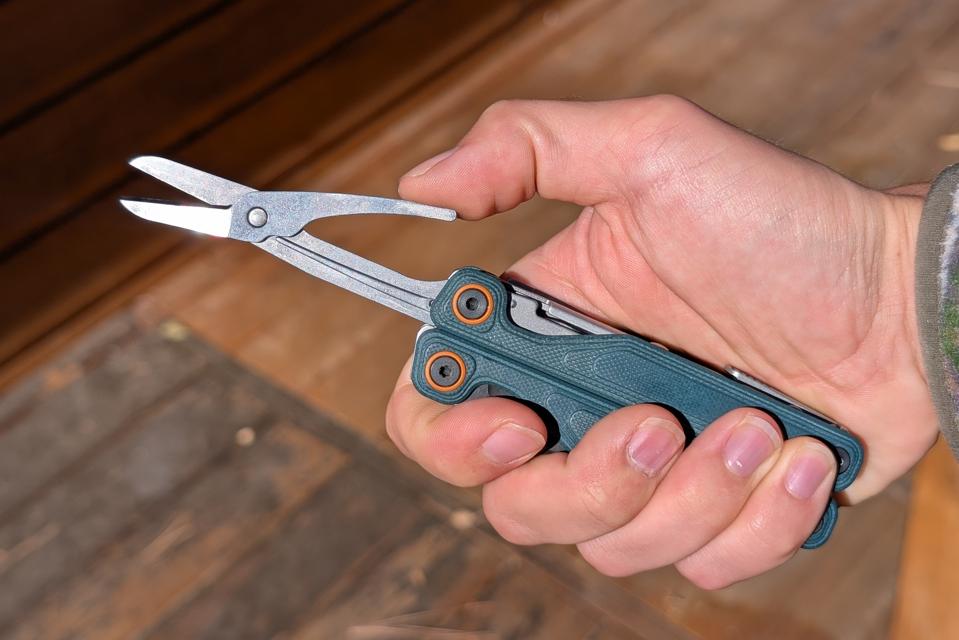 Leatherman Wave Alpha 评测 2025 - Forbes Vetted