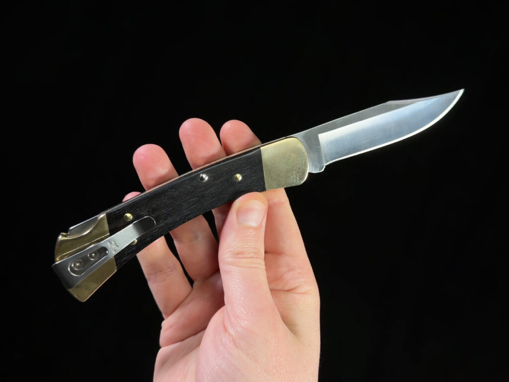 The New Slim Heritage Elite is the Buck Knife You've Always Wanted - Expert Advice - KnifeCenter